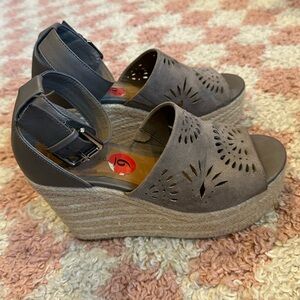 Indigo Rd. Kash Wedge Espadrille Slingback Sandals